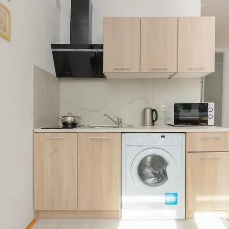 Cozy Studio In The Heart Of Warsaw, Elektoralna By Renters Appartement