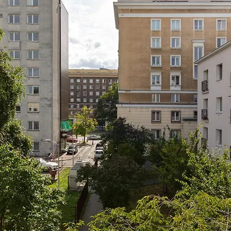 Cozy Studio In The Heart Of Warsaw, Elektoralna By Renters Warschau