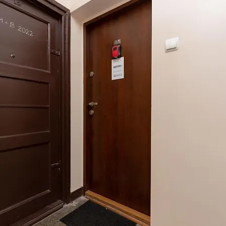 Daire Cozy Studio In The Heart Of Warsaw, Elektoralna By Renters *