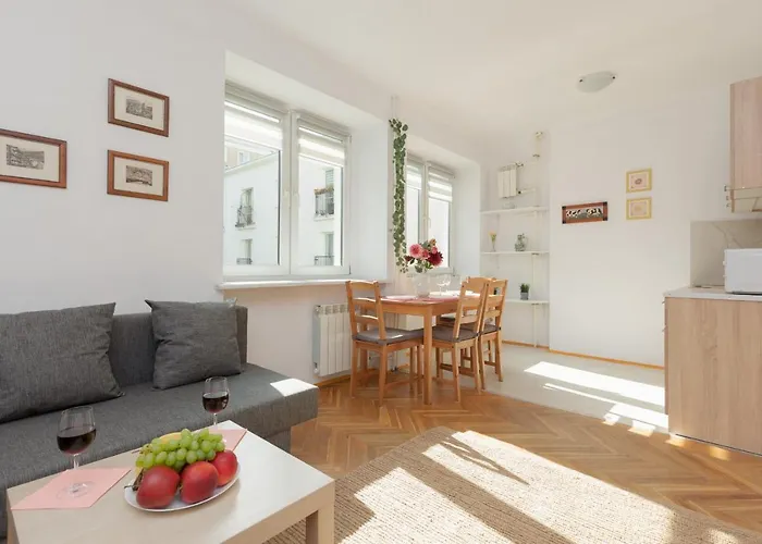 Cozy Studio In The Heart Of Warsaw, Elektoralna By Renters