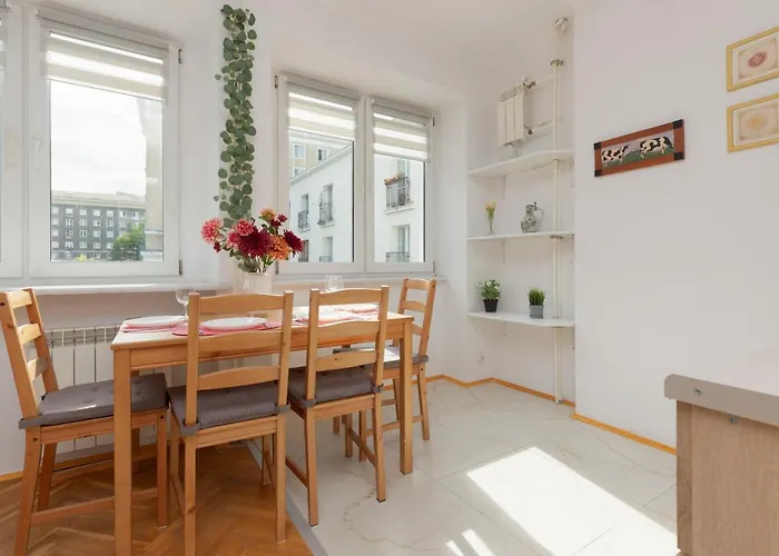 Cozy Studio In The Heart Of Warsaw, Elektoralna By Renters * Varsó