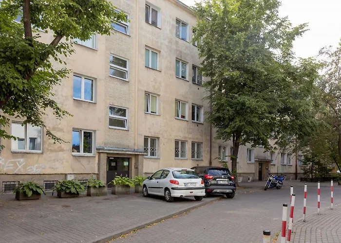 Cozy Studio In The Heart Of Warsaw, Elektoralna By Renters Apartman